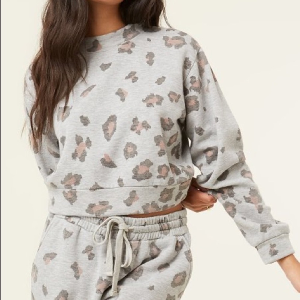 O’neill leopard gray sweatshirt.